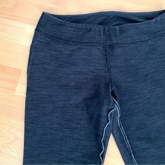 LULULEMON Athletica G1 Dark Charcoal Gray Capri Leggings Women’s Size 6 - Picture 3 of 10